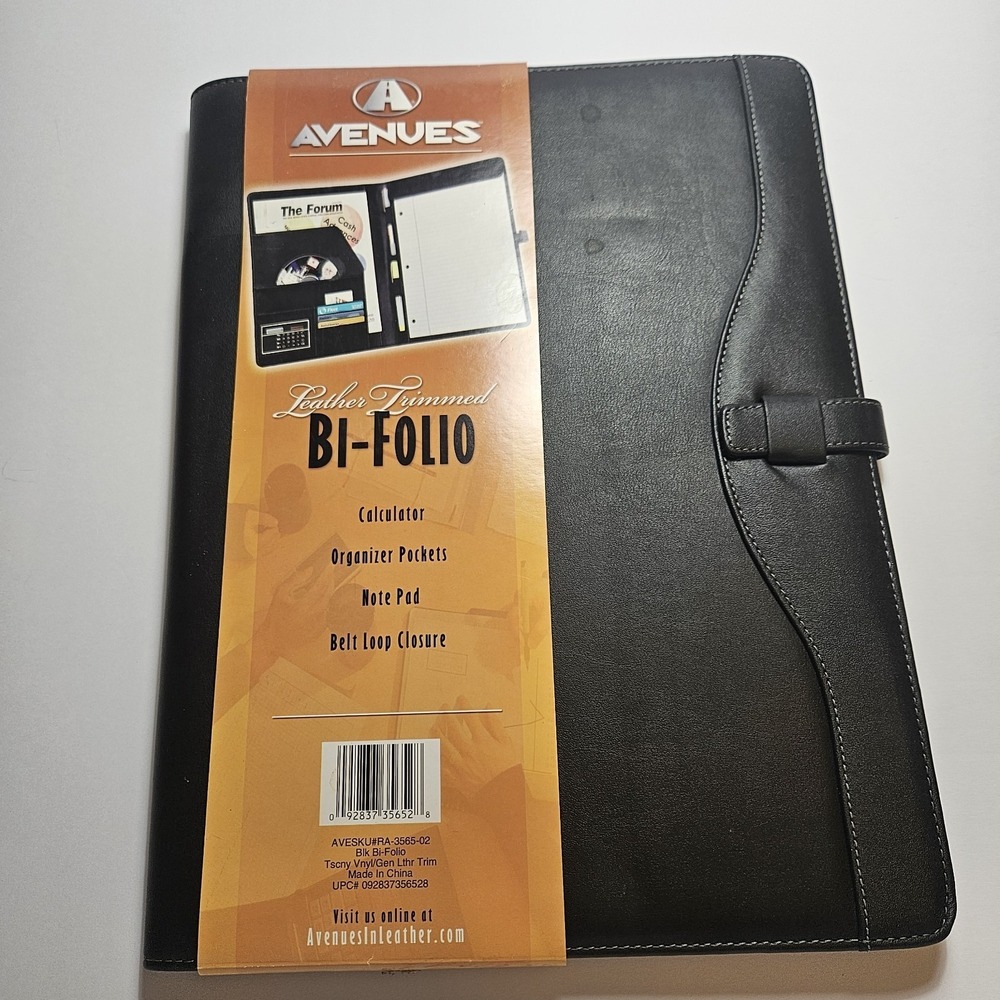 VINTAGE AVENUESUSA PORTFOLIO With DUAL POWER Calculator Works NWT